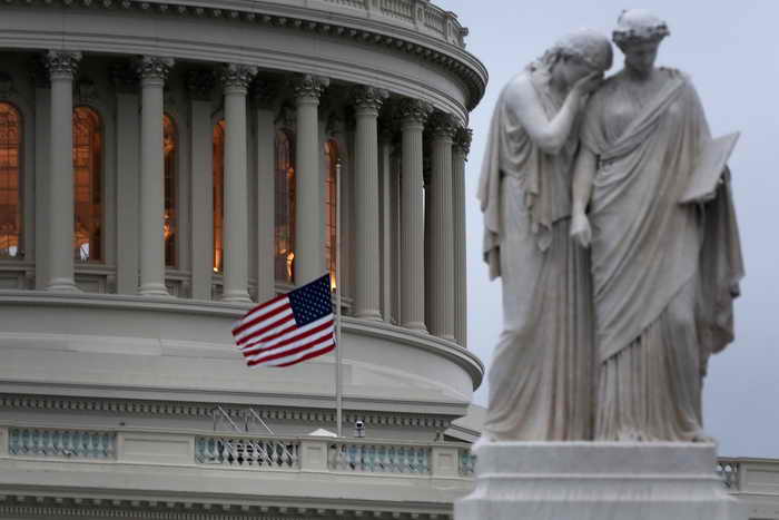 Двадцати украинским чиновникам запрещён въезд в США. Фото: Alex Wong/Getty Images