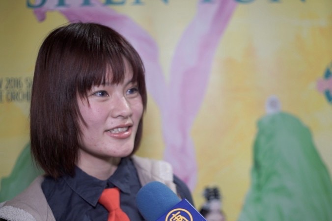 Лю на концерте Shen Yun почувствовала  «удивительную энергию», Огден, Юта, 26 декабря 2015 г. Фото:  Courtesy of NTD Television