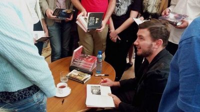 Д. А. Глуховский на презентации книги ''Метро 2035'' в Красноярске. Фото: Wikipedia Commons