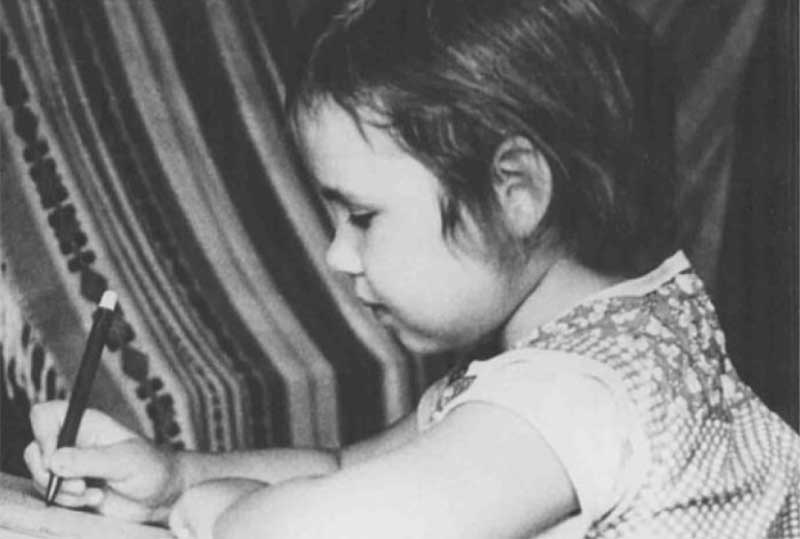 Путь Саши Путри. Девочке-индиго за её удивительное творчество присвоили три награды посмертно - Epoch Times Russia
