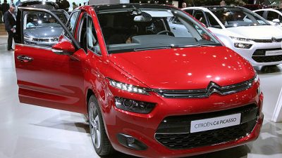 Citroen C4, Фото:  DANIEL ROLAND/AFP via Getty Images)