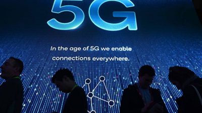 Участники выставки 5G в конференц-центре Лас-Вегаса, Лас-Вегас, штат Невада, 10 января 2019 года. ROBYN BECK/AFP via Getty Images