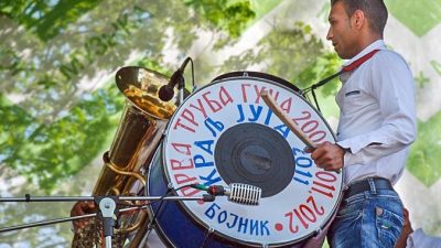 Второй Международный фестиваль шагающих оркестров на Крымской набережной. Фото: Юлия Цигун/Великая Эпоха
