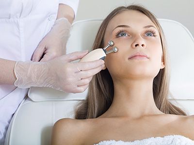 Аппаратная косметология. Фото: a-clinic.ru/