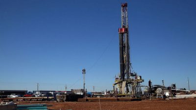 Установка для фрекинга в нефтяном городе Мидленд, штат Техас. Фото: Spencer Platt/Getty Images