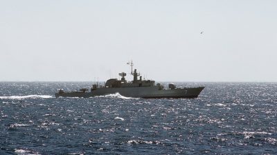 PH1 Alex Hicks - http://www.defenseimagery.mil; Still Asset Details for DN-ST-88-07502, Общественное достояние, https://commons.wikimedia.org