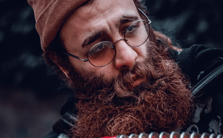 Борода. Фото: unsplash.com/@kouchpeydeh