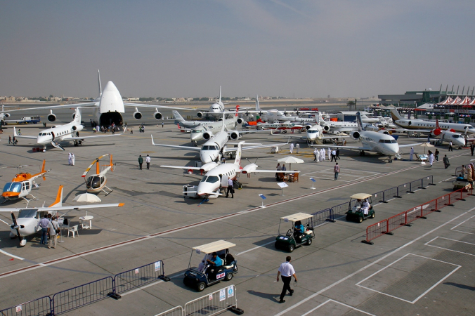 By Konstantin von Wedelstaedt - Gallery page http://www.airliners.net/photo/Piaggio-P-180-Avanti/1293470/LPhoto http://cdn-www.airliners.net/aviation-photos/photos/0/7/4/1293470.jpg, GFDL 1.2, https://commons.wikimedia.org