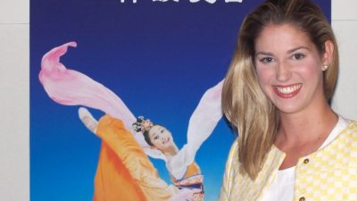 Николь Роулс побывала на выступлении Shen Yun Performing Arts в Центре искусств Голд-Кост 25 апреля. Фото: Laurel Andress/Epoch Times
