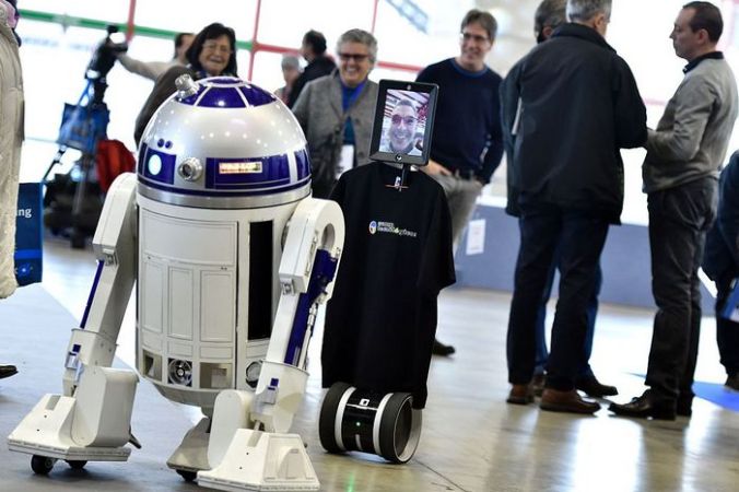 Робот R2-D2. Фото: GERARD JULIEN/AFP/Getty Images