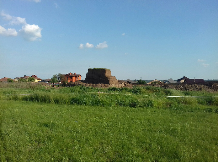 В Новоалександровке Днепропетровской области, Украина, обнаружено место древнего поселения эпохи неолита