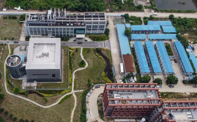 Данные начального этапа пандемии COVID-19 удалены из базы по запросу китайского учёного Лаборатория P4 в кампусе Уханьского института вирусологии в Ухане, в центральной китайской провинции Хубэй, 27 мая 2020 г. Hector Retamal/AFP via Getty Images