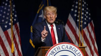 Бывший президент США Дональд Трамп выступает в штате NCGOP в Гринвилле, штат Северная Каролина, 5 июня 2021 года. (Melissa Sue Gerrits/Getty Images)