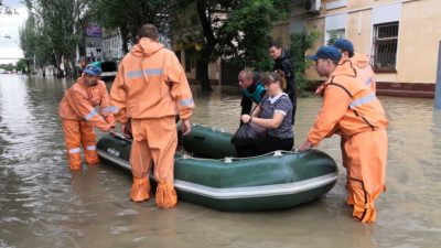 Ликвидация последствий потопа в Керчи. 82.mchs.gov.ru/CC BY 4.0