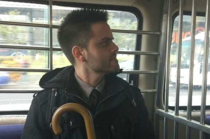 Стивена Шерера везут в центр заключения после незаконного ареста в Китае. (С любезного разрешения Steven Schaerer)