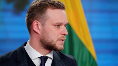 Министр иностранных дел Литвы Габриэлиус Ландсбергис на пресс-конференции со своим немецким коллегой Хайко Маасом в Берлине 17 марта 2021 года. (Hannibal Hanschke / Pool / Reuters)