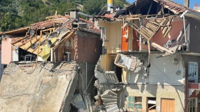 Турецкий город Илис, в провинции Кастамону, после наводнения, 15 августа 2021 года. (Mehmet Emin Caliskan/Reuters)