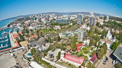 Город Сочи. Фото: Евгений Лодянов /ru.wikipedia.org. (Общественное достояние)