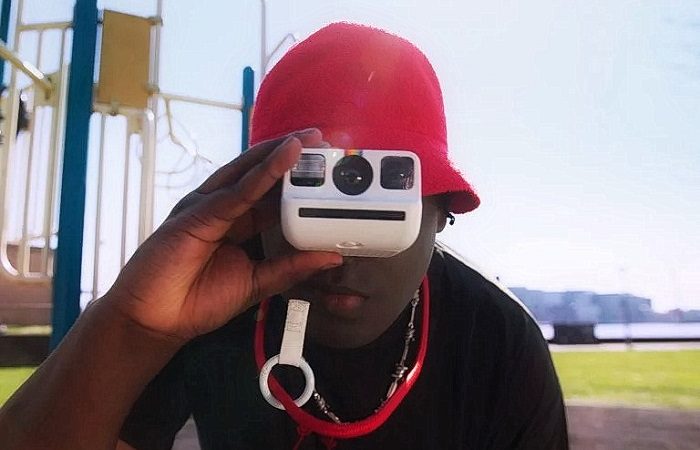 Попробуйте камеру Polaroid Go размером с пинту, и вы будете очарованы! (Изображение: Polaroid)