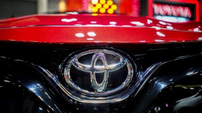 Логотип компании Toyota
