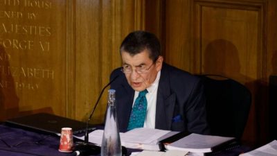 Джеффри Найс произносит вступительную речь в первый день слушаний Уйгурского трибунала —группы британских юристов и экспертов по правам человек, расследующих предполагаемые злоупотребления в отношении уйгуров в Китае. Лондон, 4 июня 2021 г.