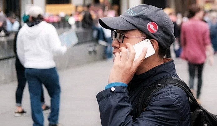 Технологический гигант Apple снова ублажает Китай