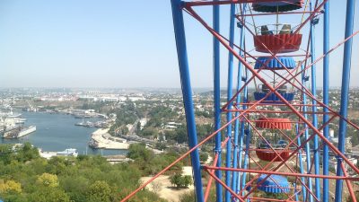 Въезд в Севастополь в нерабочие дни, введённые в России из-за COVID-19, будет доступен только по QR-кодам. https://pixabay.com/shuttera/СС0