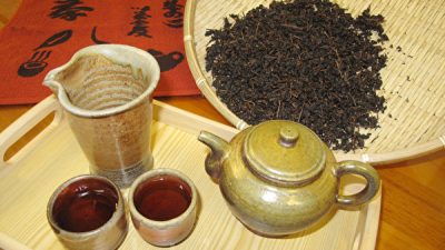 Выдержанный чай. (Изображение: Zhuang Yizhen via The Epoch Times)