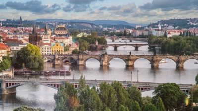 Чехия — древняя страна с прекрасной готической архитектурой. Фото: pexels.com/ru-ru/@jeshoots-com-147458
