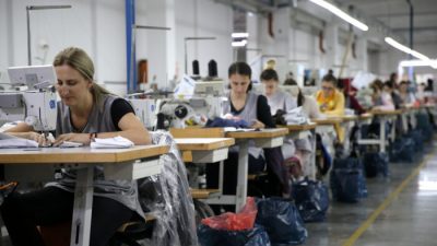 Обувная фабрика Dermal в Котор-Варос, Босния и Герцеговина, 8 ноября 2021 г. Dado Ruvic / Reuters