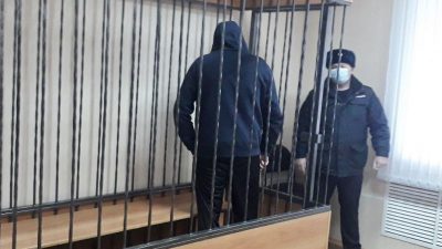 Осуждённый в зале суда. Фото: kurgan.ru