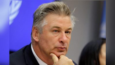 Алек Болдуин на пресс-конференции в штаб-квартире ООН в Нью-Йорке 21 сентября 2015 года. (Seth Wenig/AP Photo)