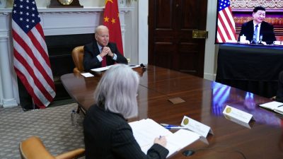 Видеоконференция президента США Джо Байдена с китайским лидером Си Цзиньпином, Вашингтон, округ Колумбия, 15 ноября 2021 г.