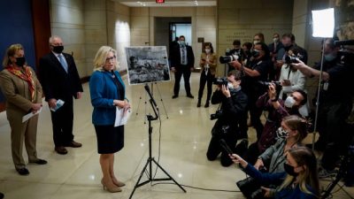 Пресс-конференция после собрания депутатов Палаты представителей на Капитолийском холме. Фото:  Drew Angerer/Getty Images)