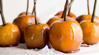 Как приготовить засахаренные яблоки с кленовой глазурью