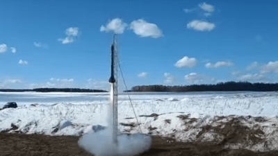 Прототип суборбитальной метеоракеты Success Rockets успешно прошел испытательный полет. Скриншот/youtube.com