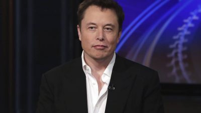 Глава Tesla и SpaceX Илон Маск. © AP Photo/Richard Drew