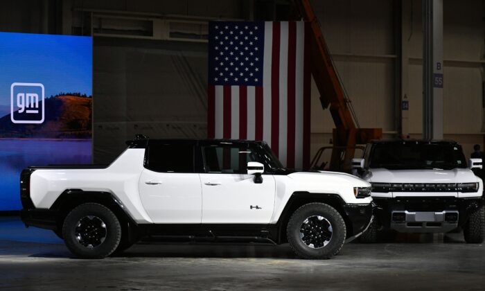 GMC Hummer EVs are seen as the US president tours the General Motors Factory ZERO electric vehicle assembly plant in Detroit, Michigan on November 17, 2021. (Photo by MANDEL NGAN / AFP) (Photo by MANDEL NGAN/AFP via Getty Images)