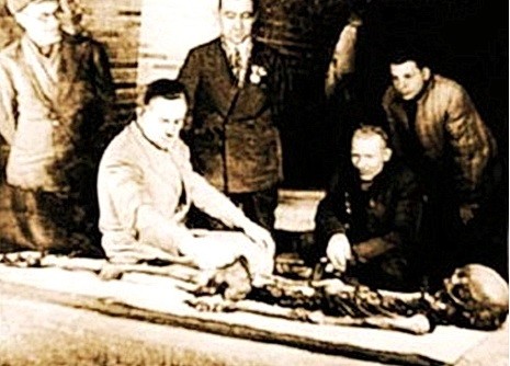 Пророчество Тамерлана люди воспринимают как нечто мистическое, легенду.