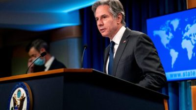Госсекретарь США Энтони Блинкен выступает в зале брифингов Госдепартамента в Вашингтоне 7 января 2022 года. (Andrew Harnik/Pool/AFP /Getty Images)