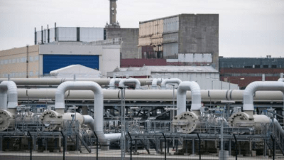 Приёмная станция контроля газопровода «Северный поток — 2» в Любмине в районе выхода на побережье Балтийского моря Германии. (JOHN MACDOUGALL/AFP via Getty Images)