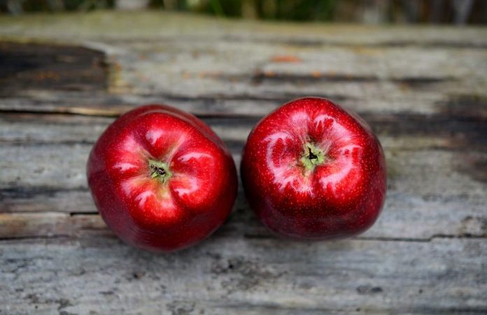 Фрукты и овощи для сильных мышц В мякоти, кожуре и семенах многих фруктов и овощей содержатся химические соединения, которые помогают поддерживать здоровье в организме. (Изображение: congerdesign via Pixabay)