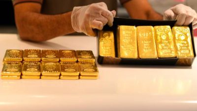 Россияне купили рекордный объем слитков и монет с 2014 года. Фото: Getty Images