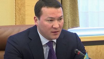 Племянник Назарбаева Самат Абиш. Скриншот/youtube.com