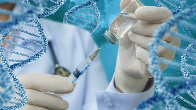 После внедрения новых вакцин остаются неизвестными многие потенциальные последствия для здоровья людей. Фото: By Natali _ Mis/Shutterstock