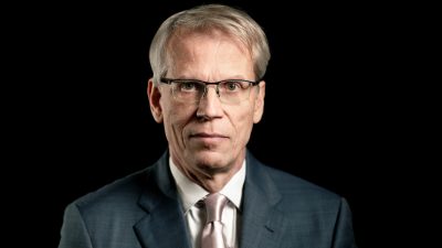 Доктор Мартин Кулдорф, эпидемиолог и статистик. 11 февраля 2022 года. (Samira Bouaou/The Epoch Times) 