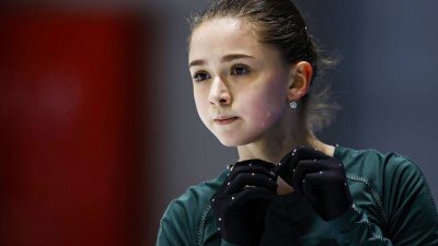 Камила Валиева во время тренировки на зимних Олимпийских играх 2022 года в Пекине, 13 февраля 2022 года. Фото: Evgenia Novozhenina/Reuters
