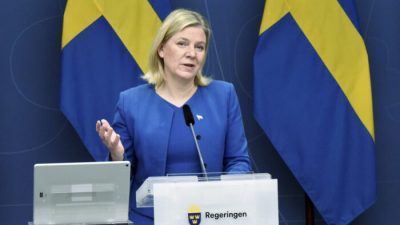 Премьер-министр Швеции Магдалена Андерссон выступает на цифровой пресс-конференции в Стокгольме 3 февраля 2022 года. Фото: Marko Saavala/TT News Agency/AFP /Getty Images