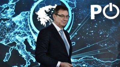 Генеральный директор Pfizer Альберт Бурла в Салониках, Греция, 12 октября 2021 г. Фото: Sakis Mitrolidis/AFP via Getty Images