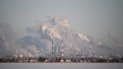 Продажи российской нефти затормозились, цены перевалили за $100 за баррель